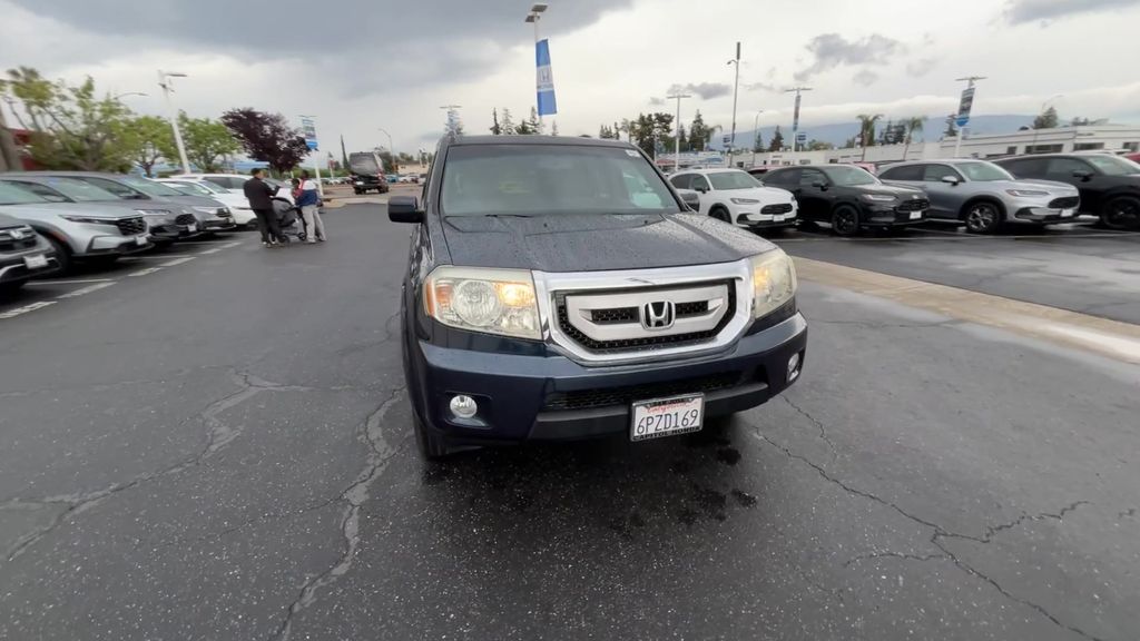 Thumbnail: 2011 Honda Pilot - 3