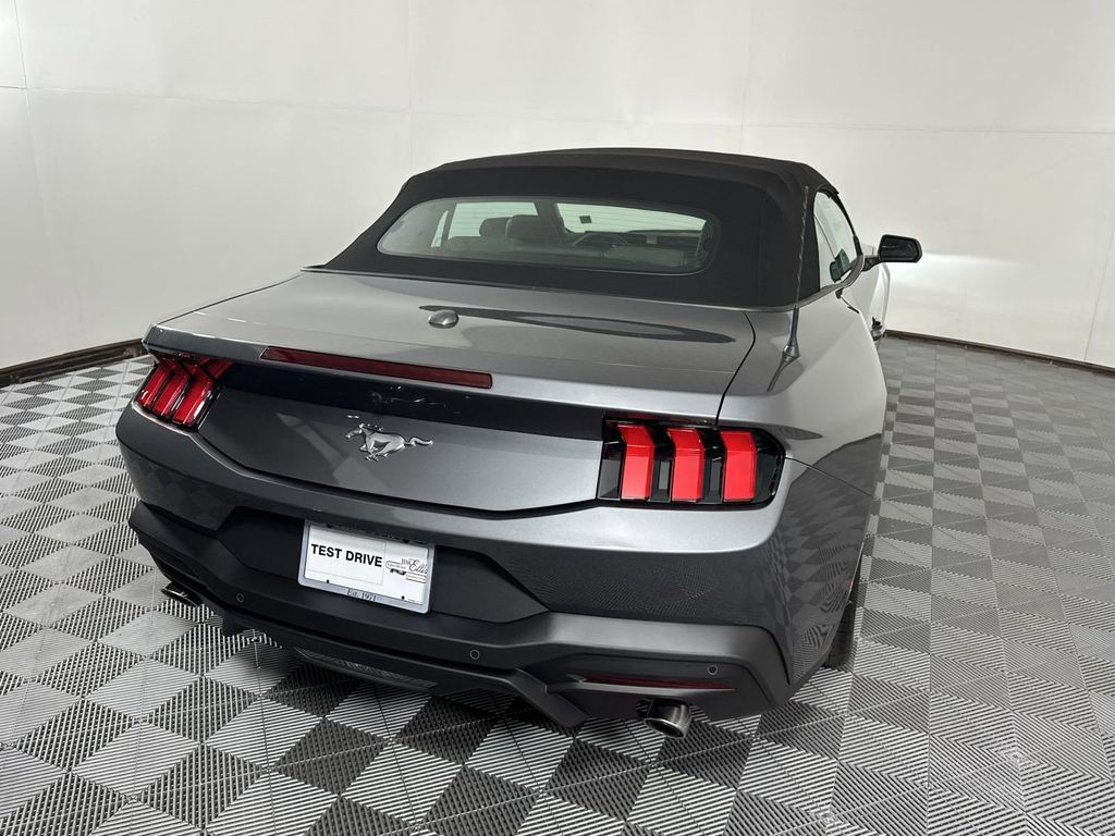 2024 Ford Mustang EcoBoost 7