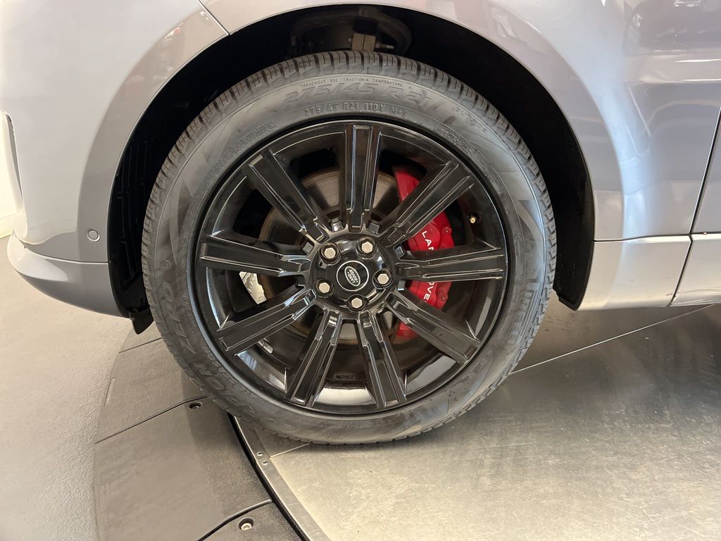 Thumbnail: 2022 Land Rover Range Rover Sport - 10