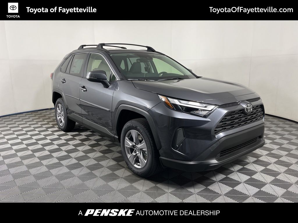 Thumbnail: 2025 Toyota RAV4 - 6