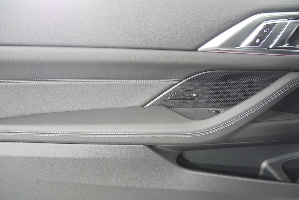 2026 BMW 4 Series 430i 8