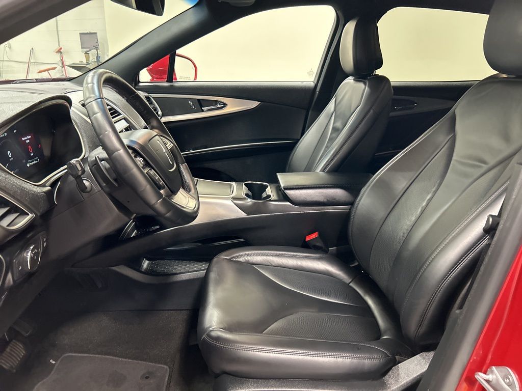 used 2020 Lincoln Nautilus car, priced at $23,744
