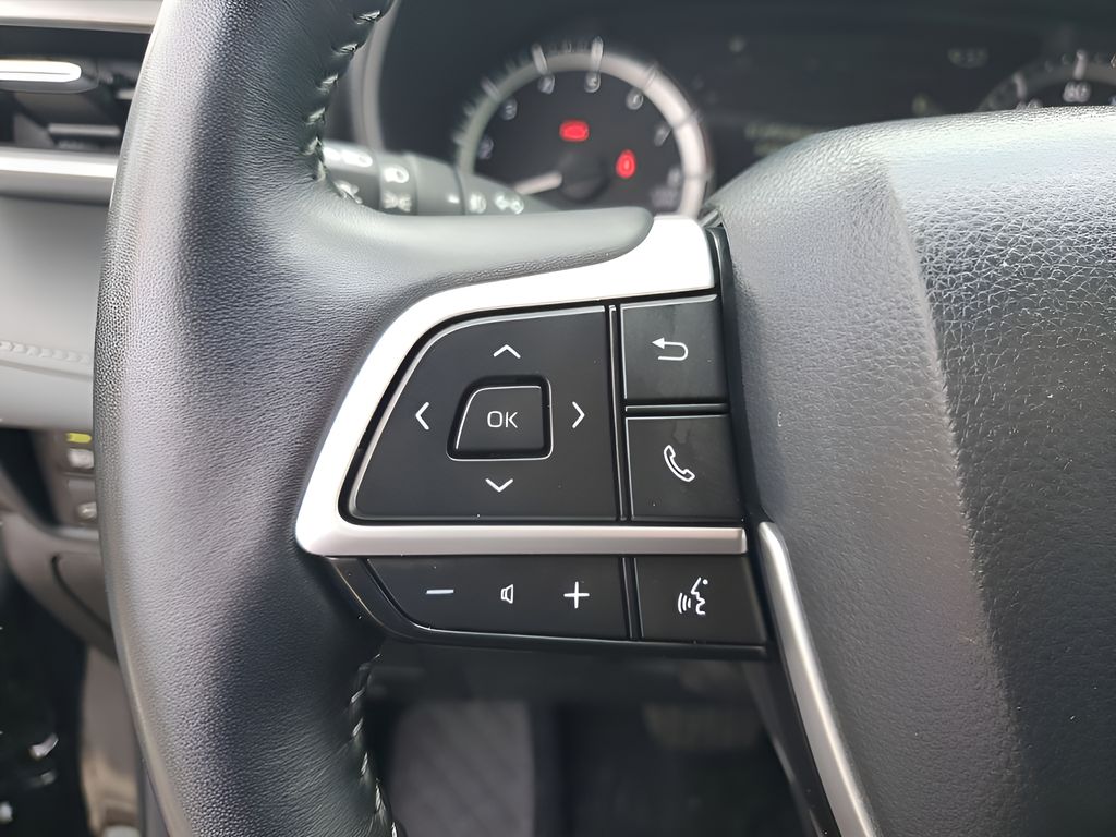 Used Car 2025 Toyota Highlander  Limited For Sale Under $40,000 In Austin, Texas