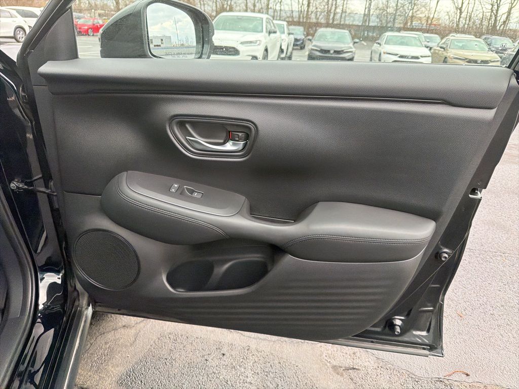 Thumbnail: 2024 Honda HR-V - 25