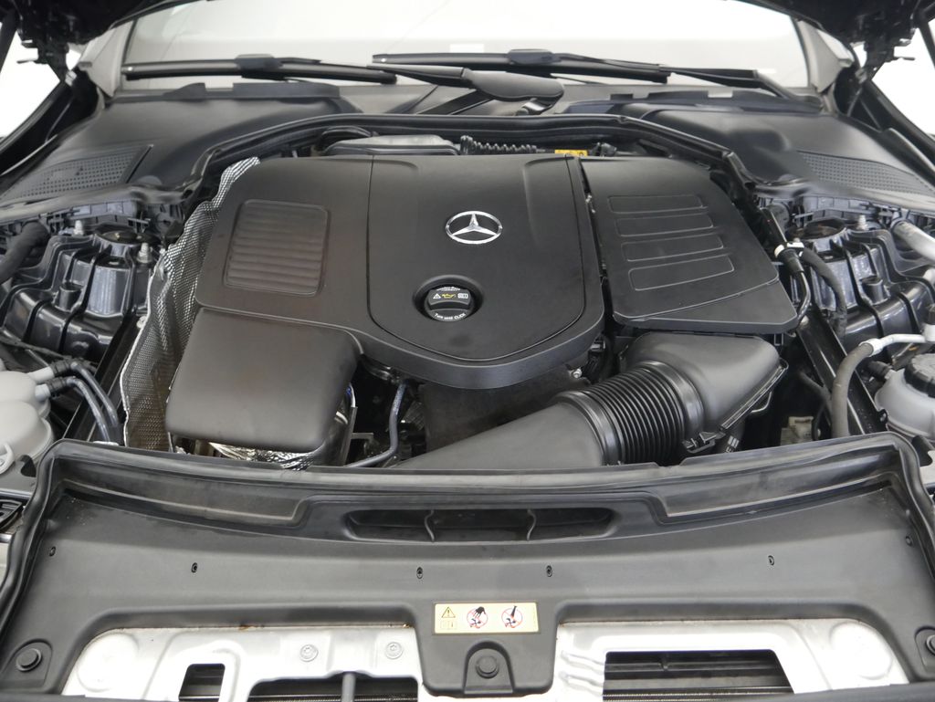 Thumbnail: 2023 Mercedes-Benz C-Class - 11