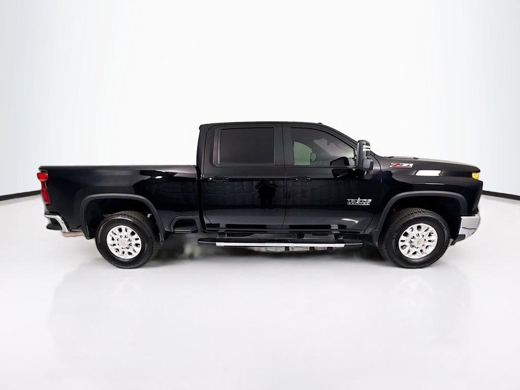 Thumbnail: 2025 Chevrolet Silverado 2500 - 4