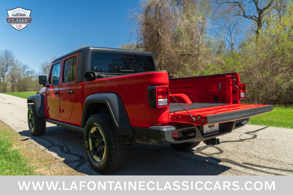 2020 Jeep Gladiator 23