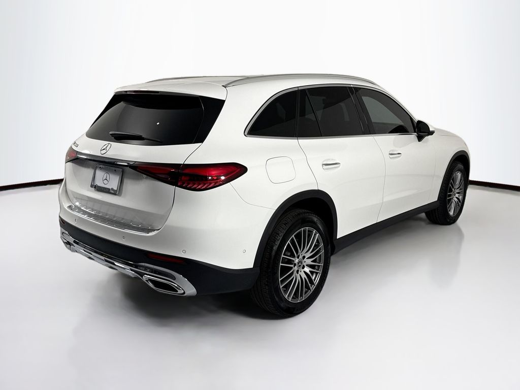 Thumbnail: 2026 Mercedes-Benz GLC - 5