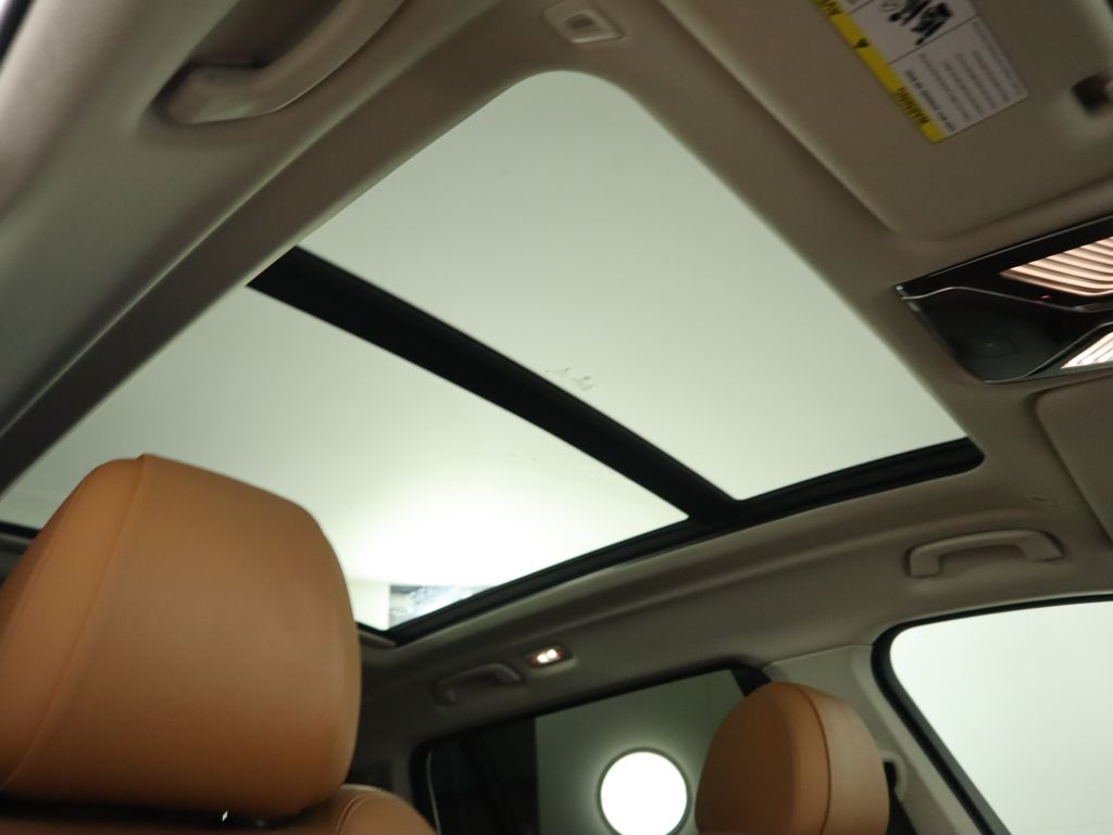 Thumbnail: 2021 BMW X7 - 19