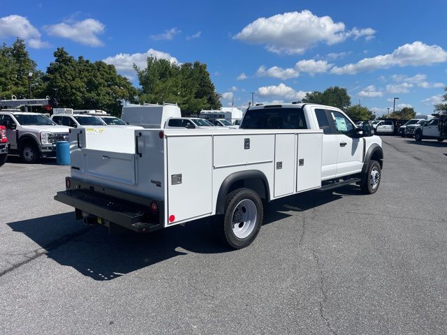 2025 Ford F-550 Chassis XL