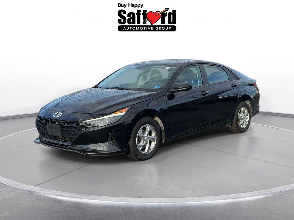 2023 Hyundai Elantra SE