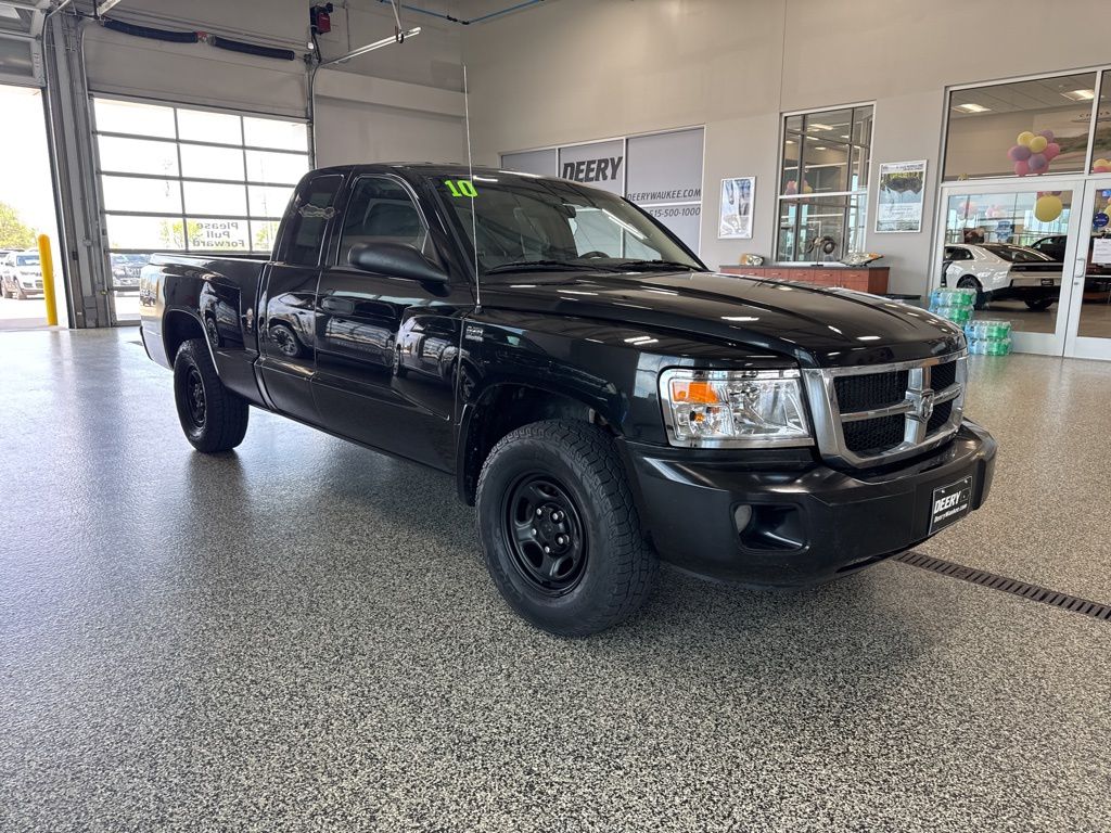 Brilliant Black Crystal Pearlcoat 2010 Dodge Dakota ST Extended Cab 4WD Pickup Truck Four-Wheel Drive 5-Speed Automatic