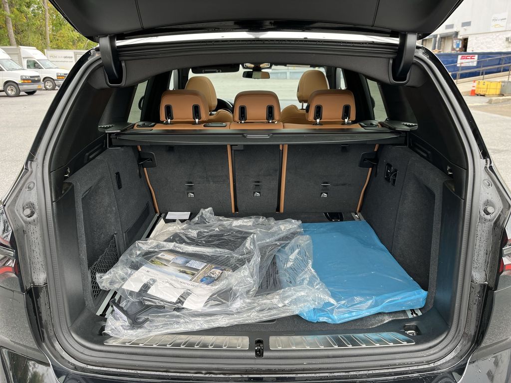 Thumbnail: 2022 BMW X3 - 24