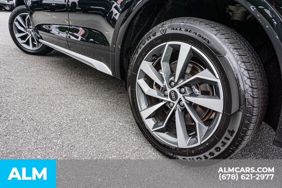 2023 Audi Q5 45 S line Premium photo 2