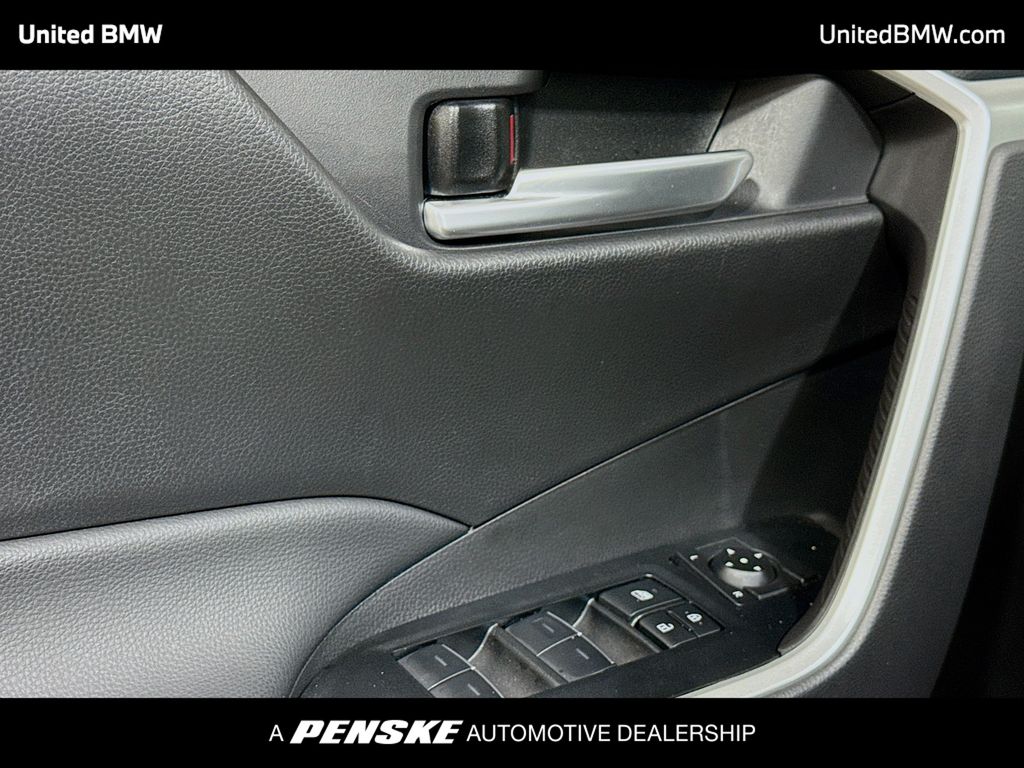 Thumbnail: 2025 Toyota RAV4 - 3