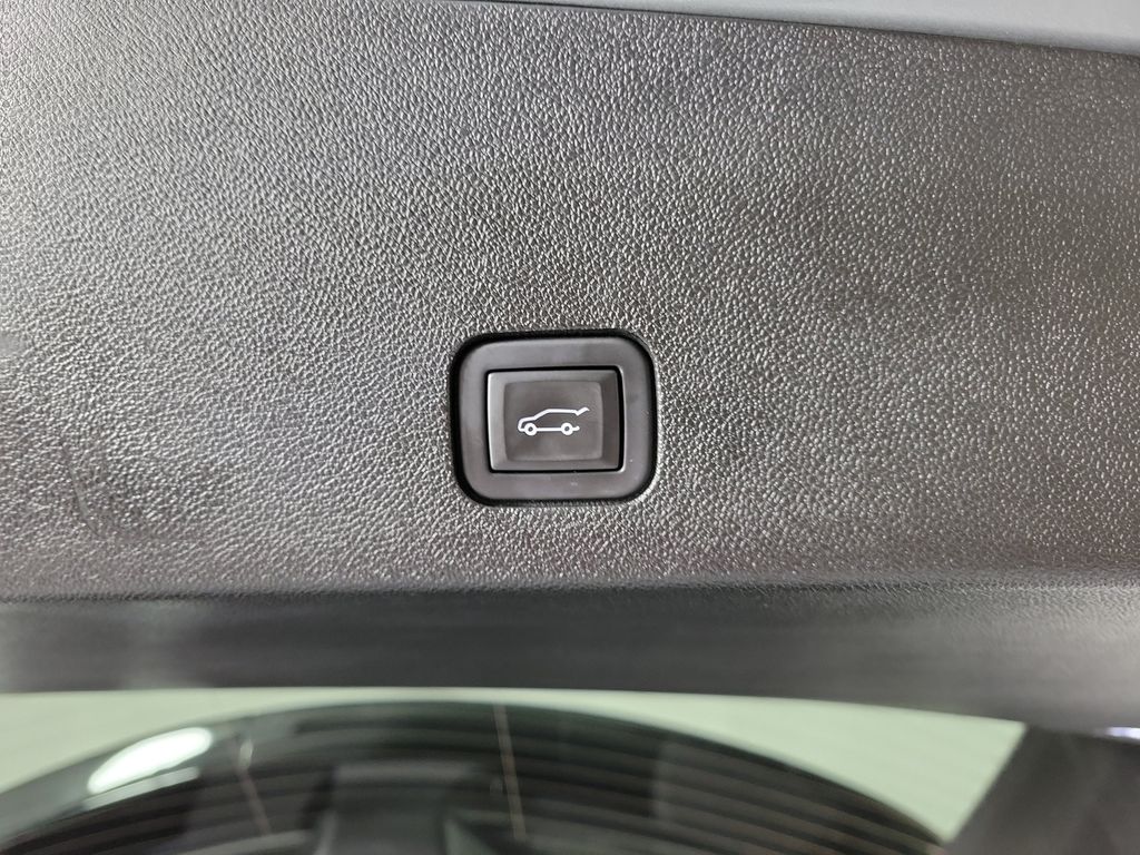 2024 Cadillac XT6 Premium Luxury - 8
