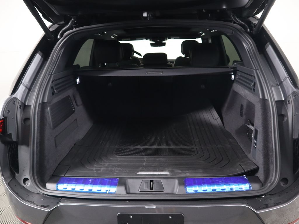 Thumbnail: 2025 Land Rover Range Rover Sport - 29