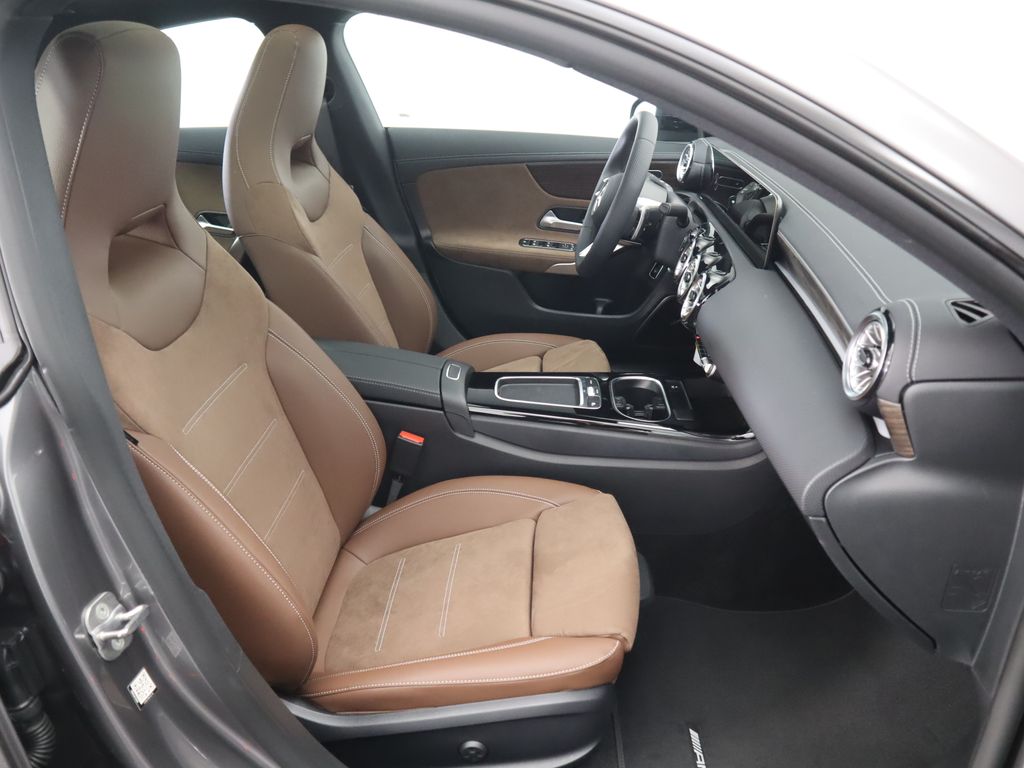 Thumbnail: 2026 Mercedes-Benz CLA - 21