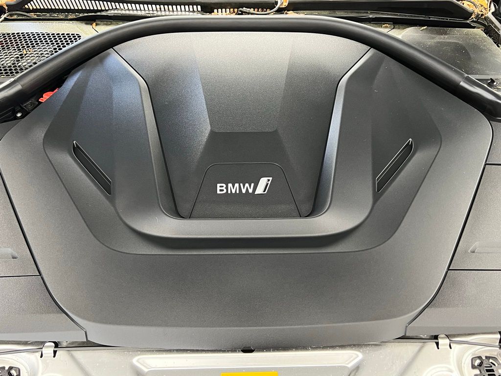 2024 BMW i4 eDrive35 6