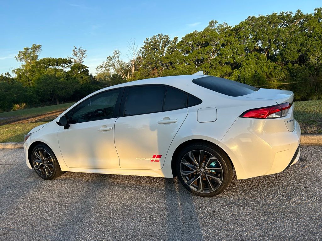 Thumbnail: 2021 Toyota Corolla - 3