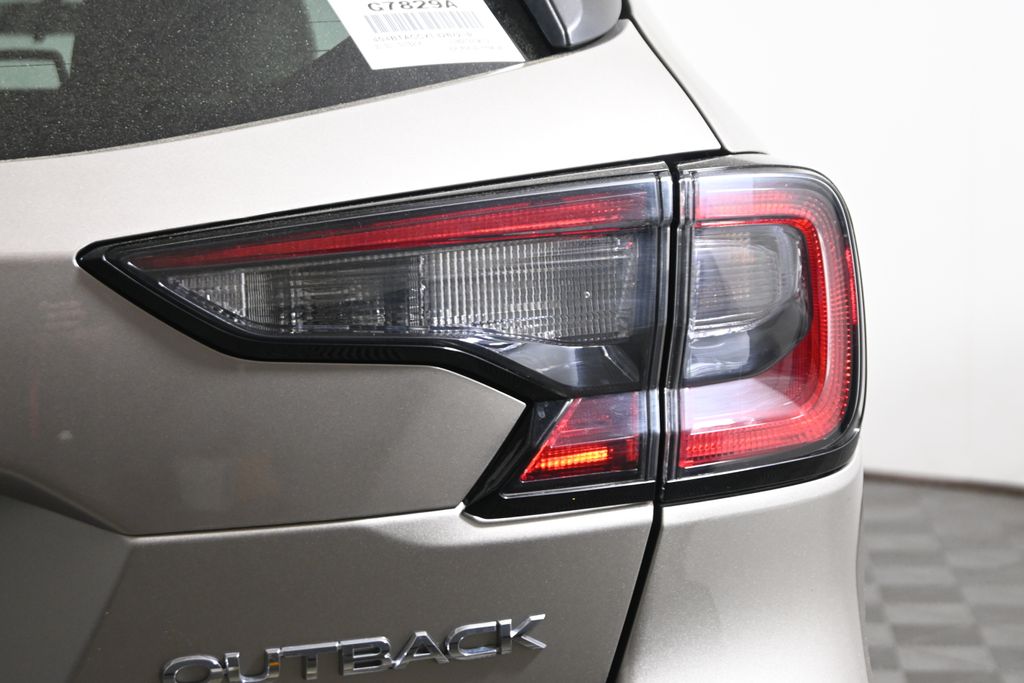 Thumbnail: 2020 Subaru Outback - 13