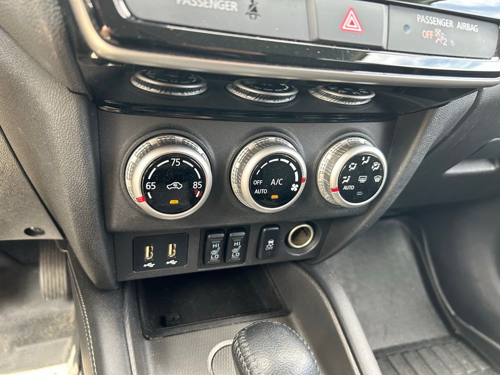 Thumbnail: 2021 Mitsubishi Outlander Sport - 25