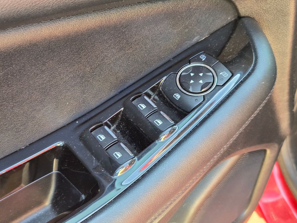 Used 2015 Ford Edge SUV