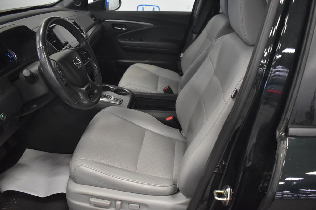 Thumbnail: 2020 Honda Passport - 6