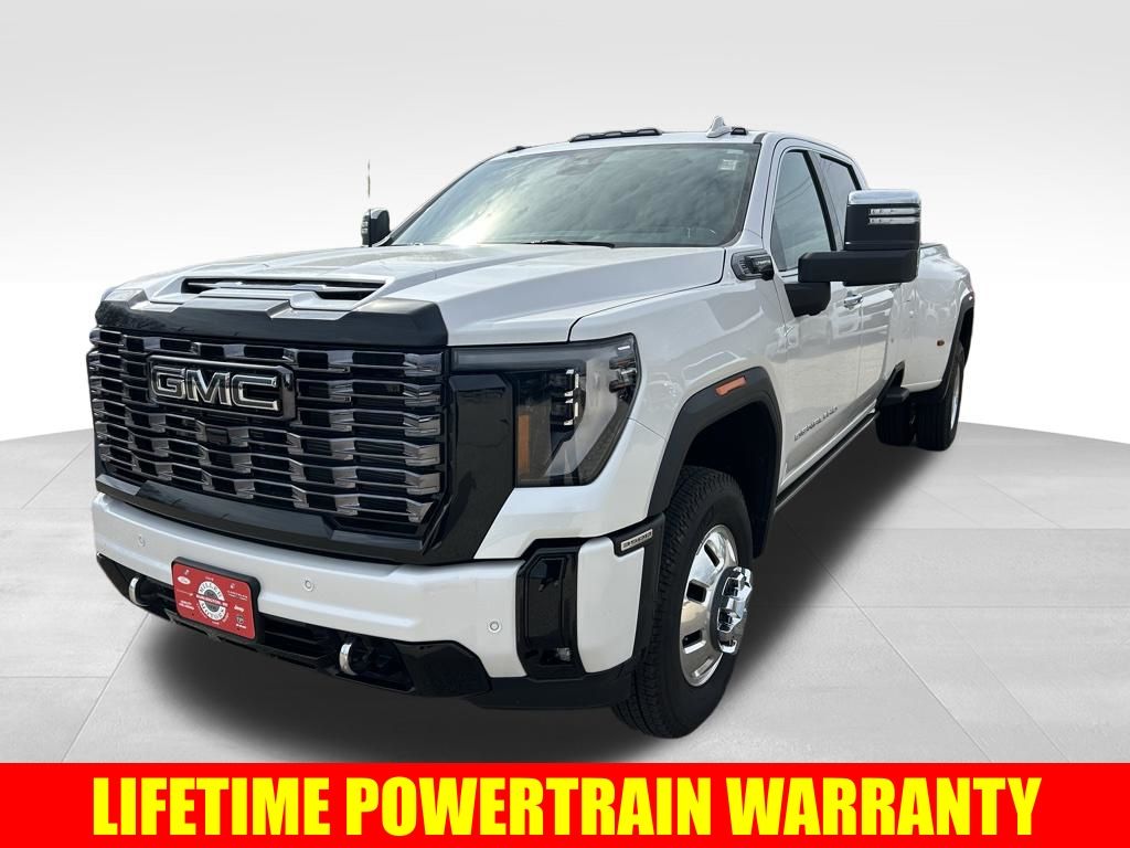White Frost Tricoat 2025 GMC Sierra 3500HD Denali Ultimate Crew Cab 4WD Pickup Truck Four-Wheel Drive Automatic
