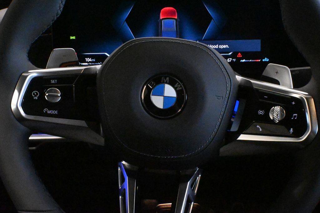 2025 BMW 7 Series 760i xDrive 18