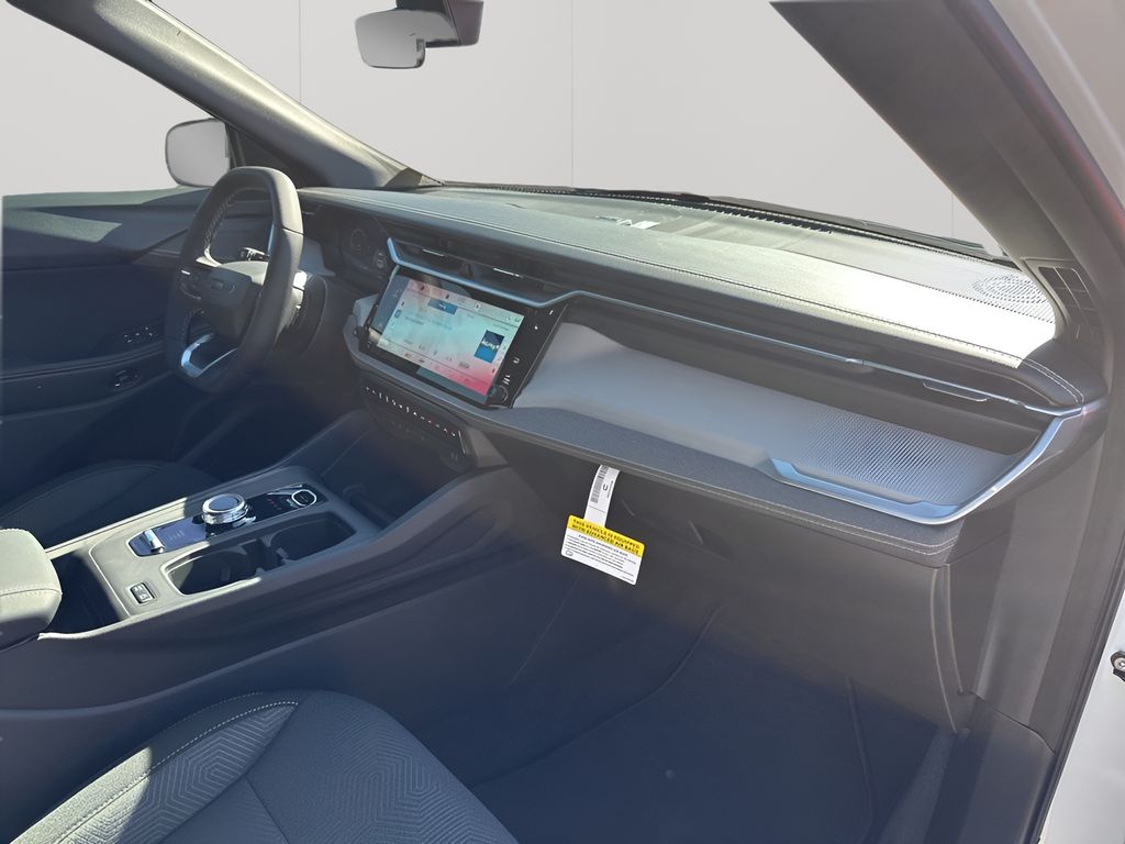 New 2026 White/off-white Jeep Laredo image 14