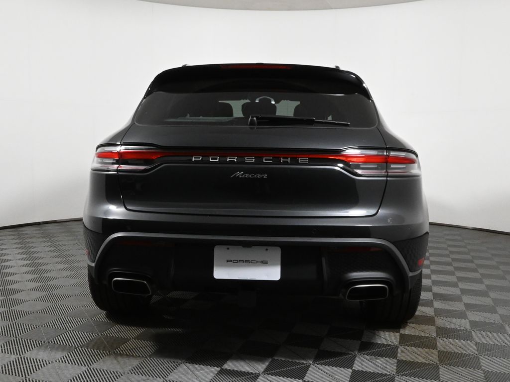 Thumbnail: 2026 Porsche Macan - 6