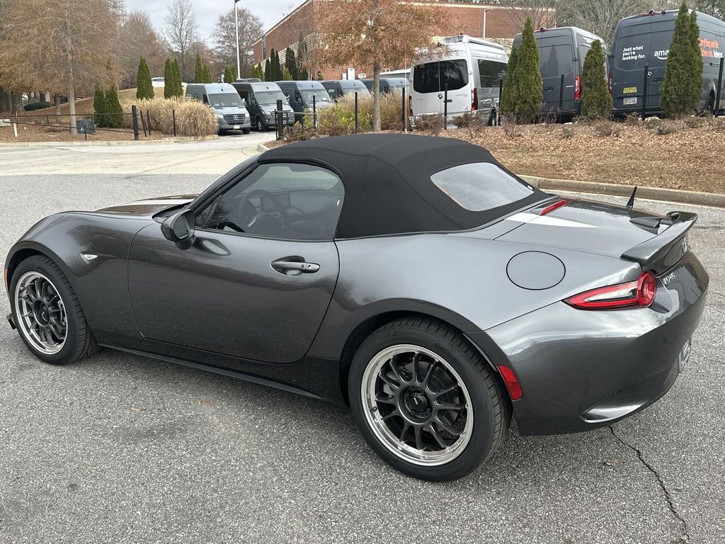 2024 Mazda MX-5 Miata Grand Touring 6