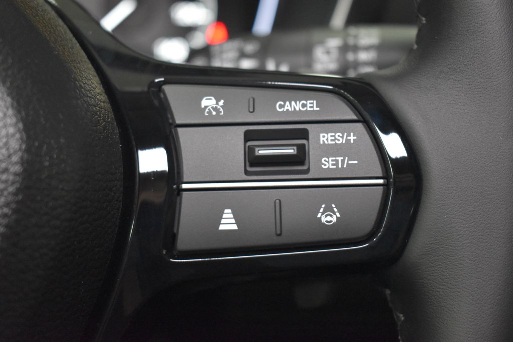 Thumbnail: 2025 Honda Pilot - 18