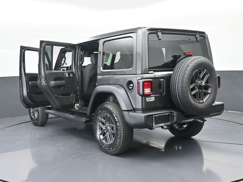 New 2026 Granite Crystal Metallic Clearcoat Jeep Sport S image 74