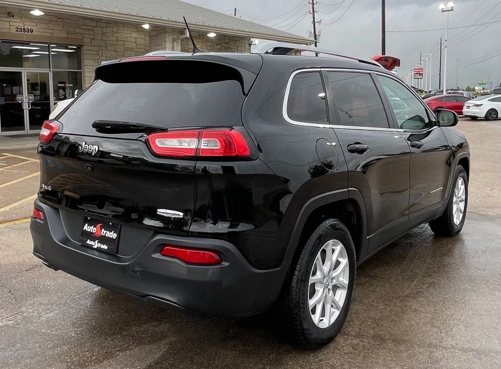 2017 Jeep Cherokee Latitude Black at Community Toyota