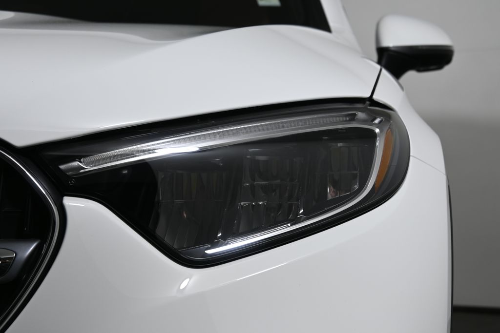 Thumbnail: 2026 Mercedes-Benz GLC - 10