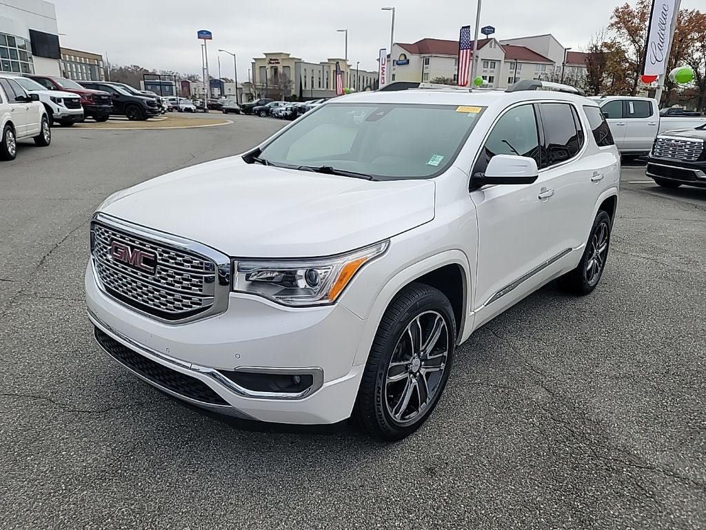 2017 GMC Acadia Denali 3