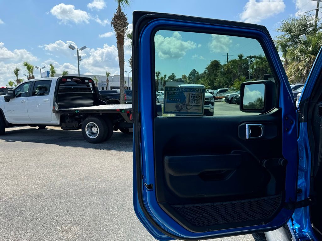 2022 Jeep Gladiator Sport 31