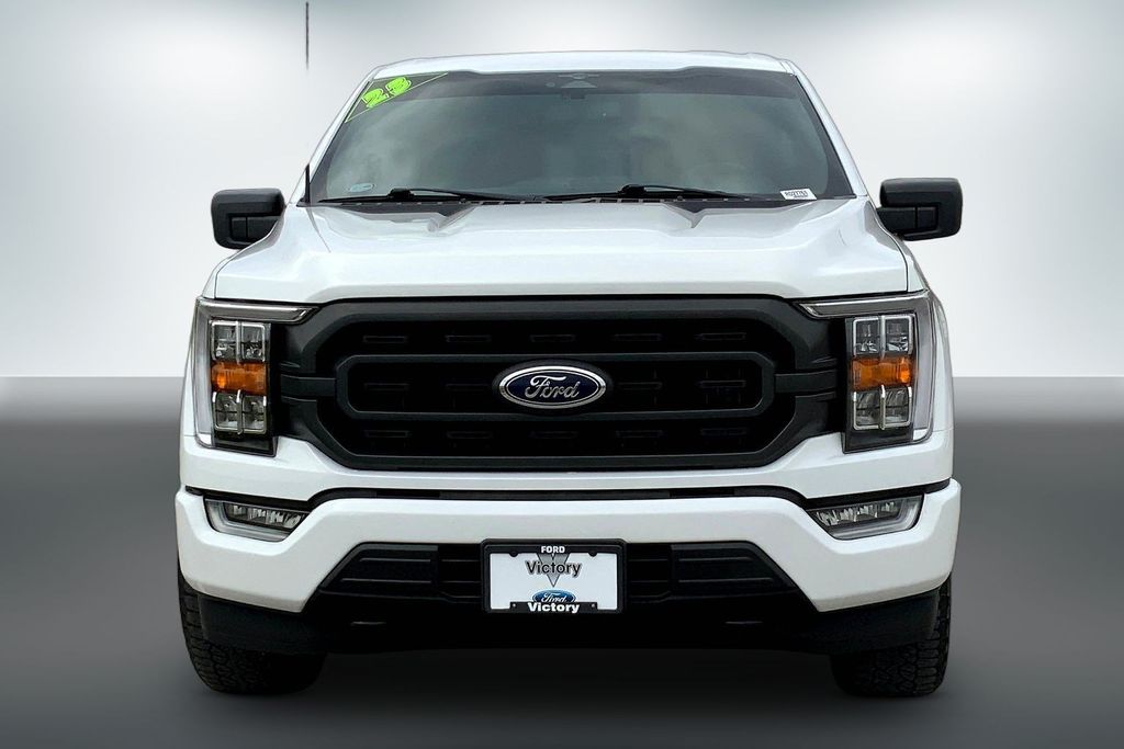 View vehicle photo 3