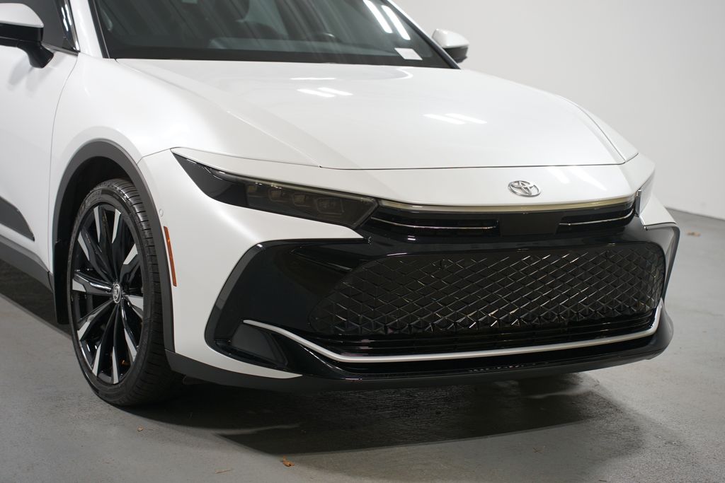 Thumbnail: 2024 Toyota Crown - 4