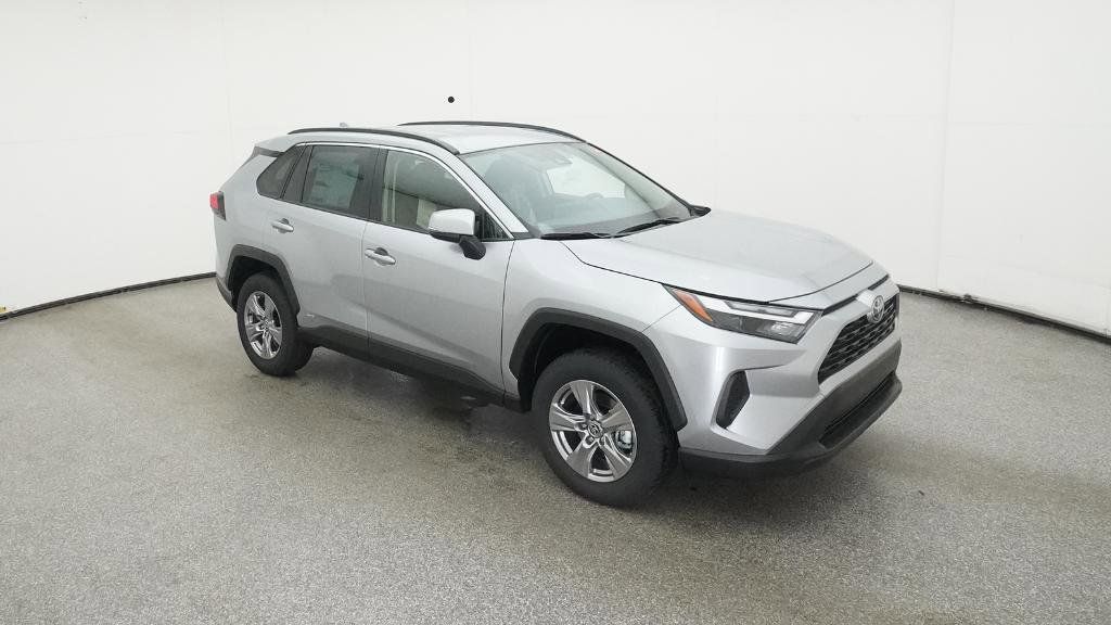Thumbnail: 2025 Toyota RAV4 - 11