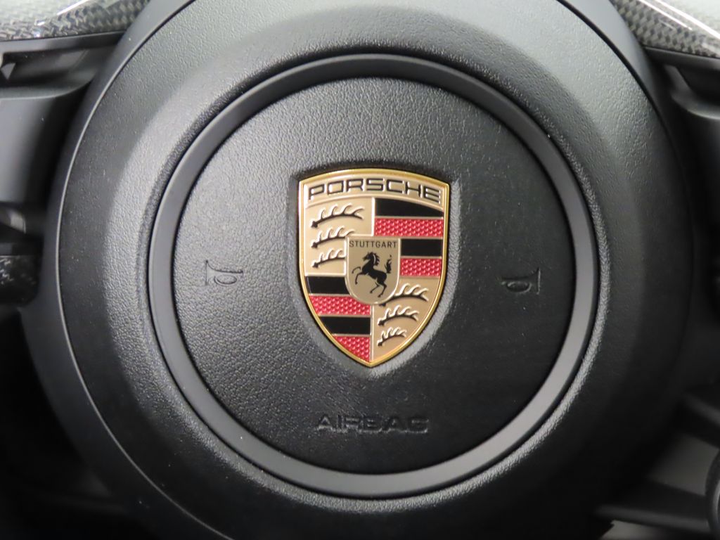 Thumbnail: 2025 Porsche  - 20