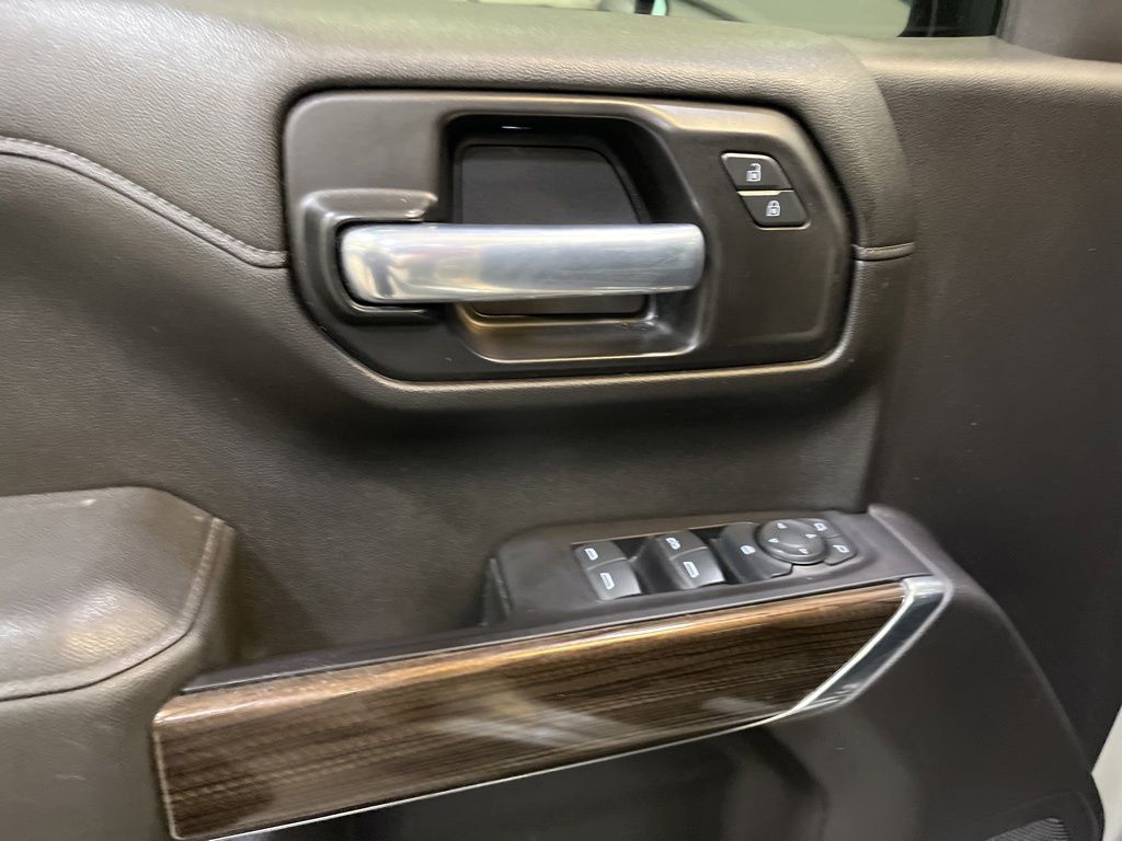 Used 2021 Silver Chevrolet RST image 13