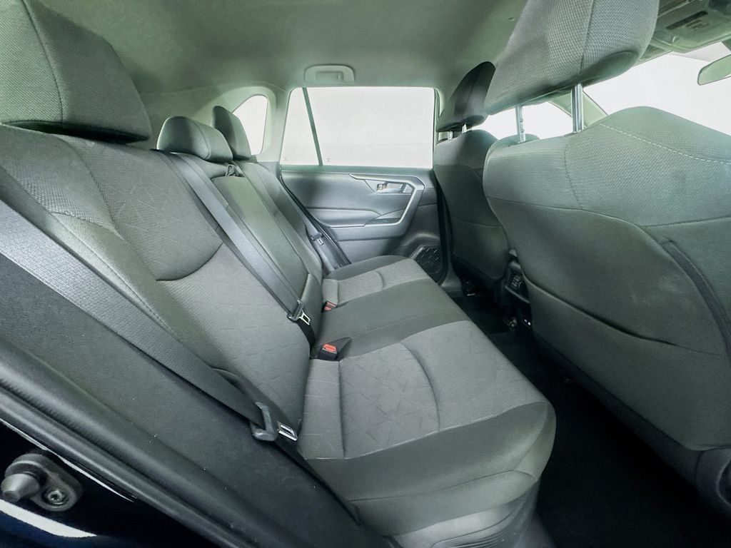 Used Car 2025 Toyota Rav4 Hybrid  Xle For Sale Under $35,000 In Austin, Texas