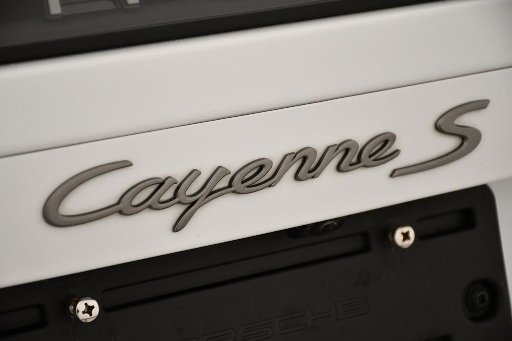 Thumbnail: 2023 Porsche Cayenne - 12