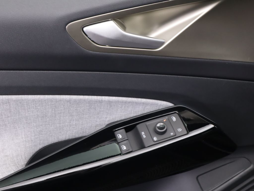 Thumbnail: 2025 Volkswagen ID.4 - 24