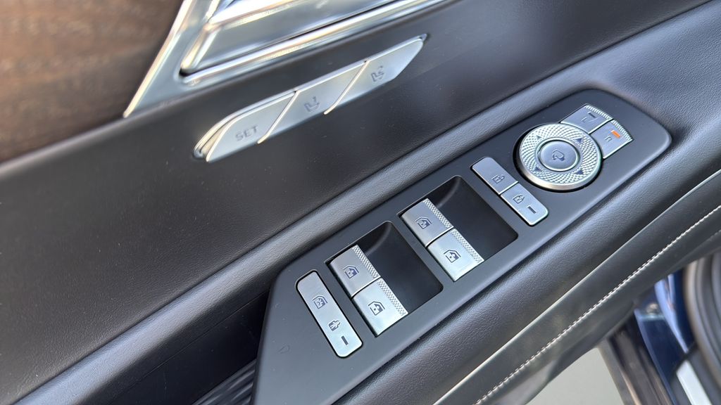 2024 Genesis GV80