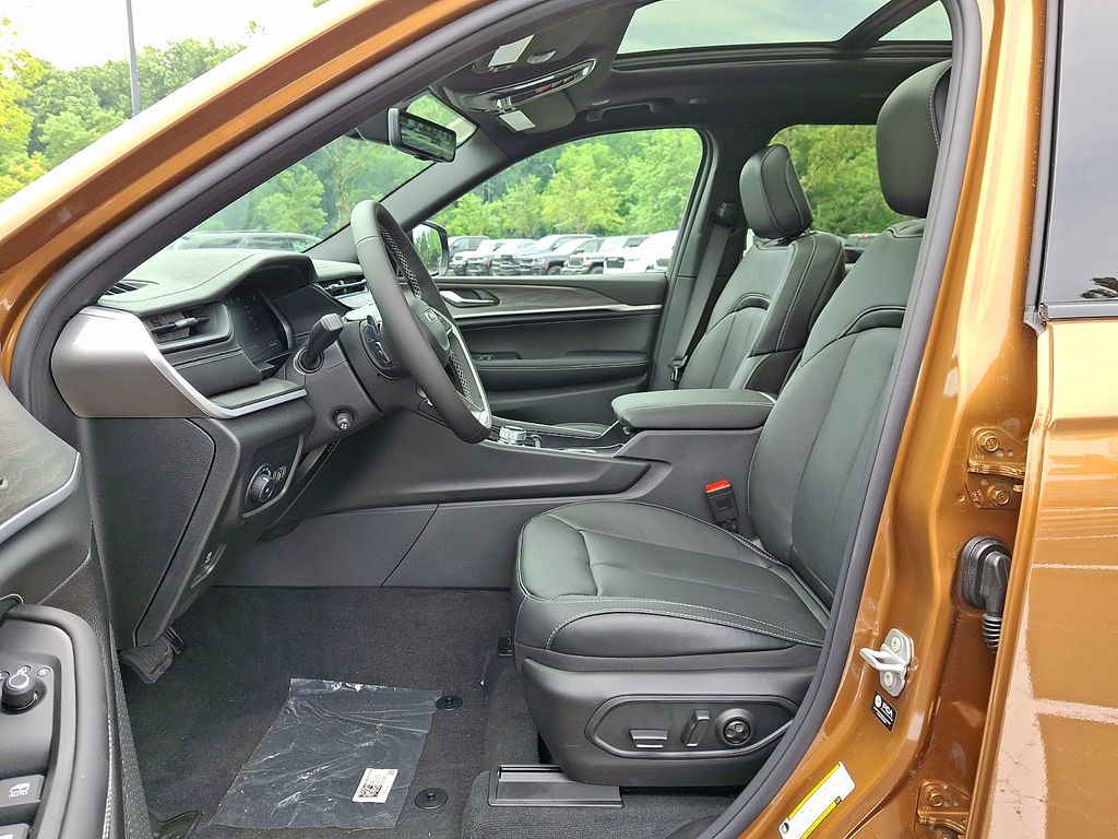 New 2026 Jeep Grand Cherokee L SUV