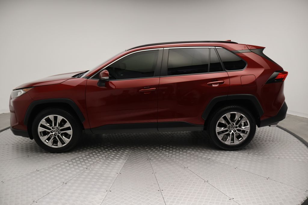 Thumbnail: 2021 Toyota RAV4 - 12